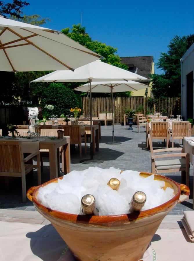 Pret A Gouter Bistro Bar Bed Hotel Bolderberg Bagian luar foto